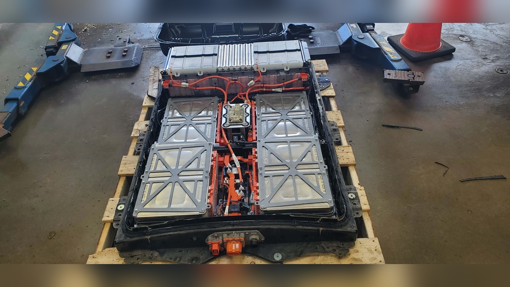 How to Replace Electric Car Battery